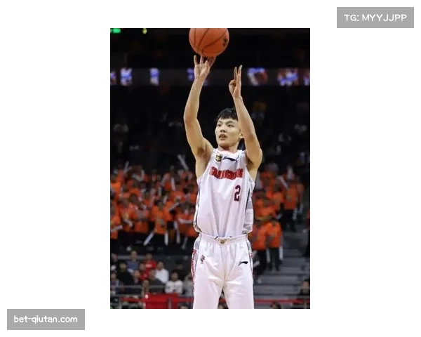 球队阵型灵活性提升 根据对手动态调整成新趋势